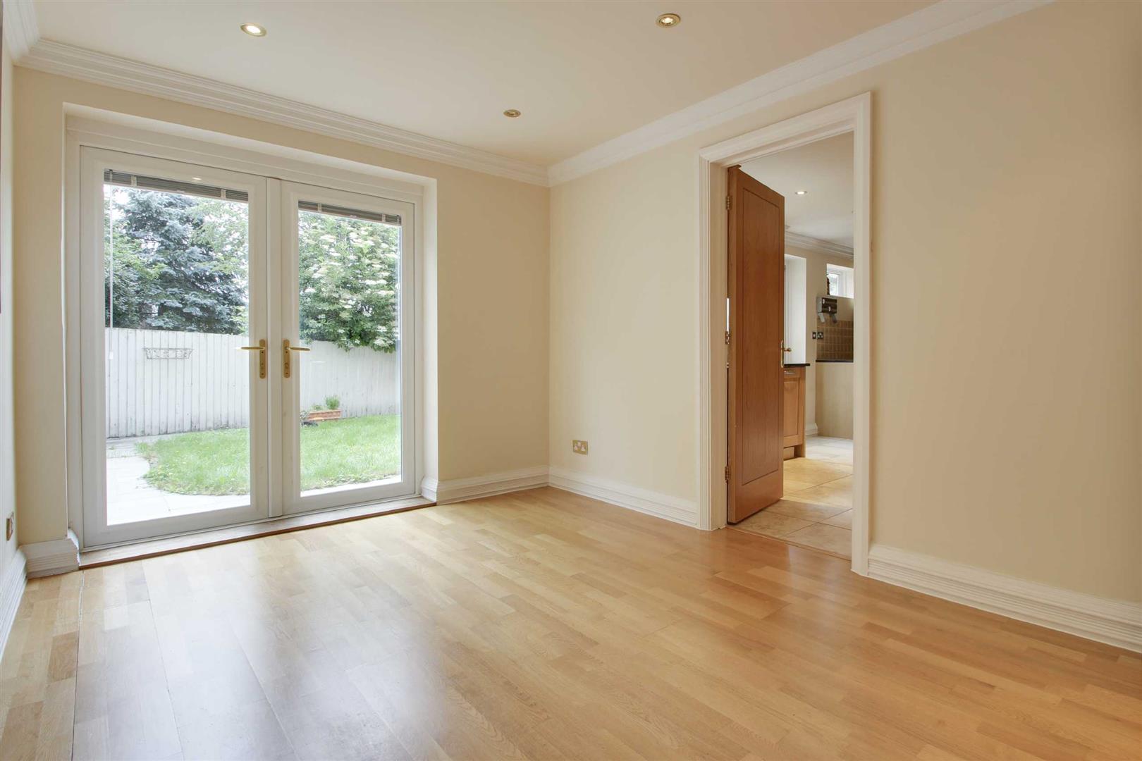 Livesey Hill, Shenley Lodge, Milton Keynes
